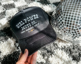Girl Power Moto Trucker-Hut für Trackrace Day Trucker-Hut für Moto Desert Foam Trucker-Hut für Sommer-Trucker-Hut für Frauen Trendy Hut