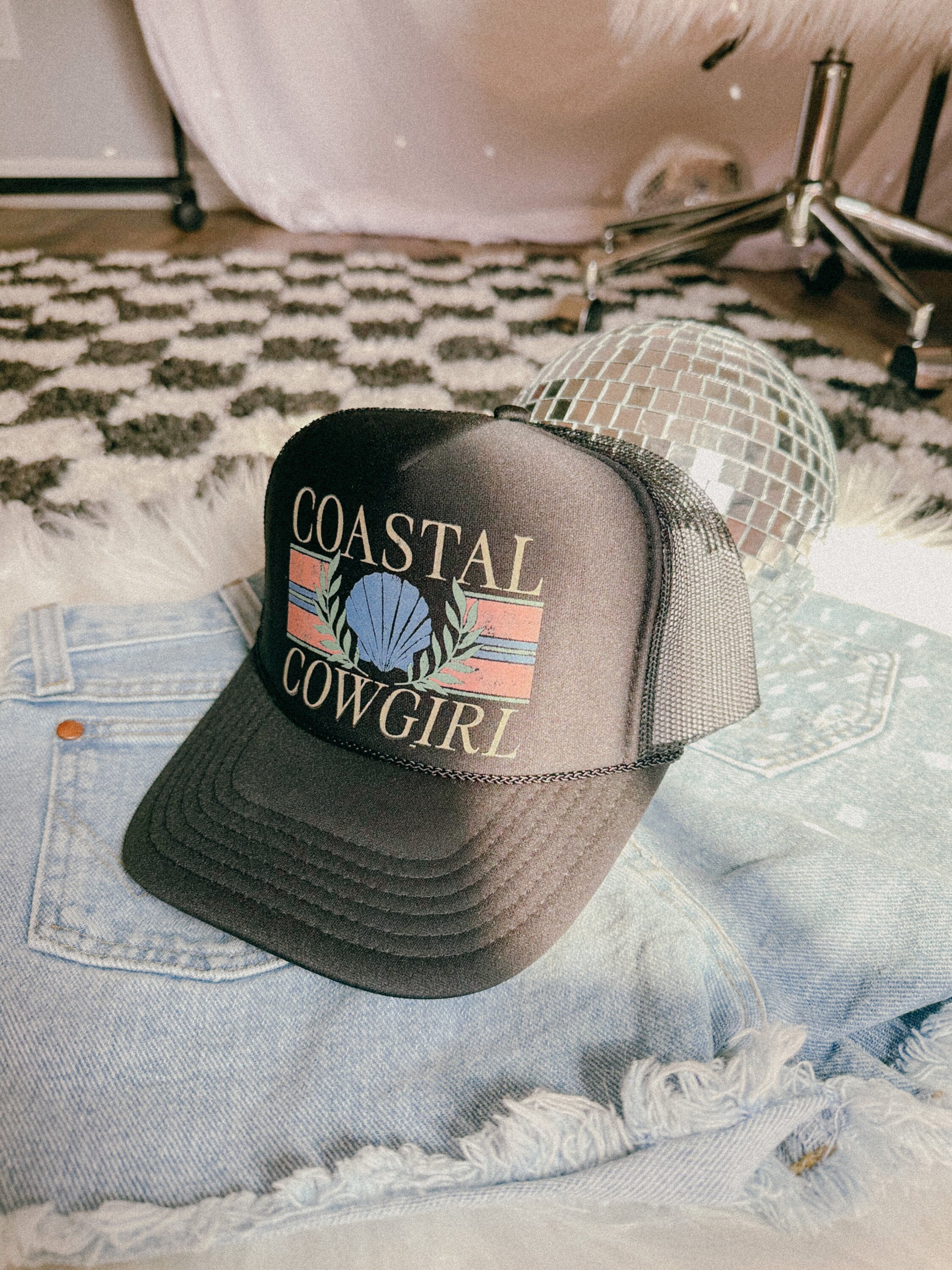 Custom Coastal Cowgirl Trucker Hat Vintage Beach Hat for  display picture 3