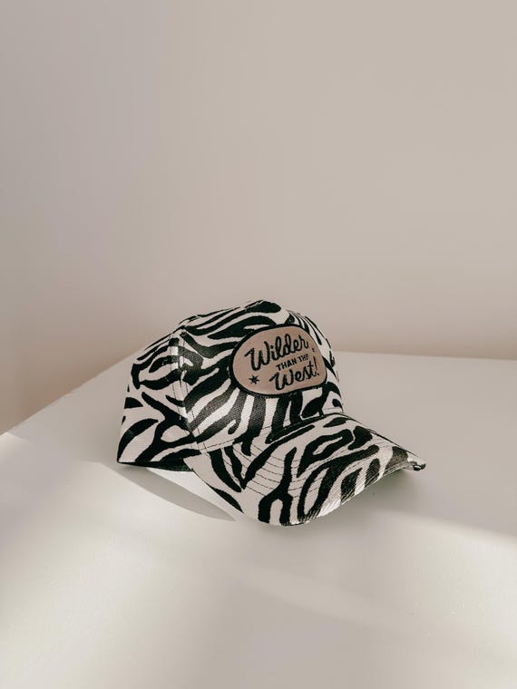Zebra Corduroy Trucker Hat Animal Print Wilder than the West Velvet Patch Embroidered Cap Women Trendy Leopard Print Baseball Cap