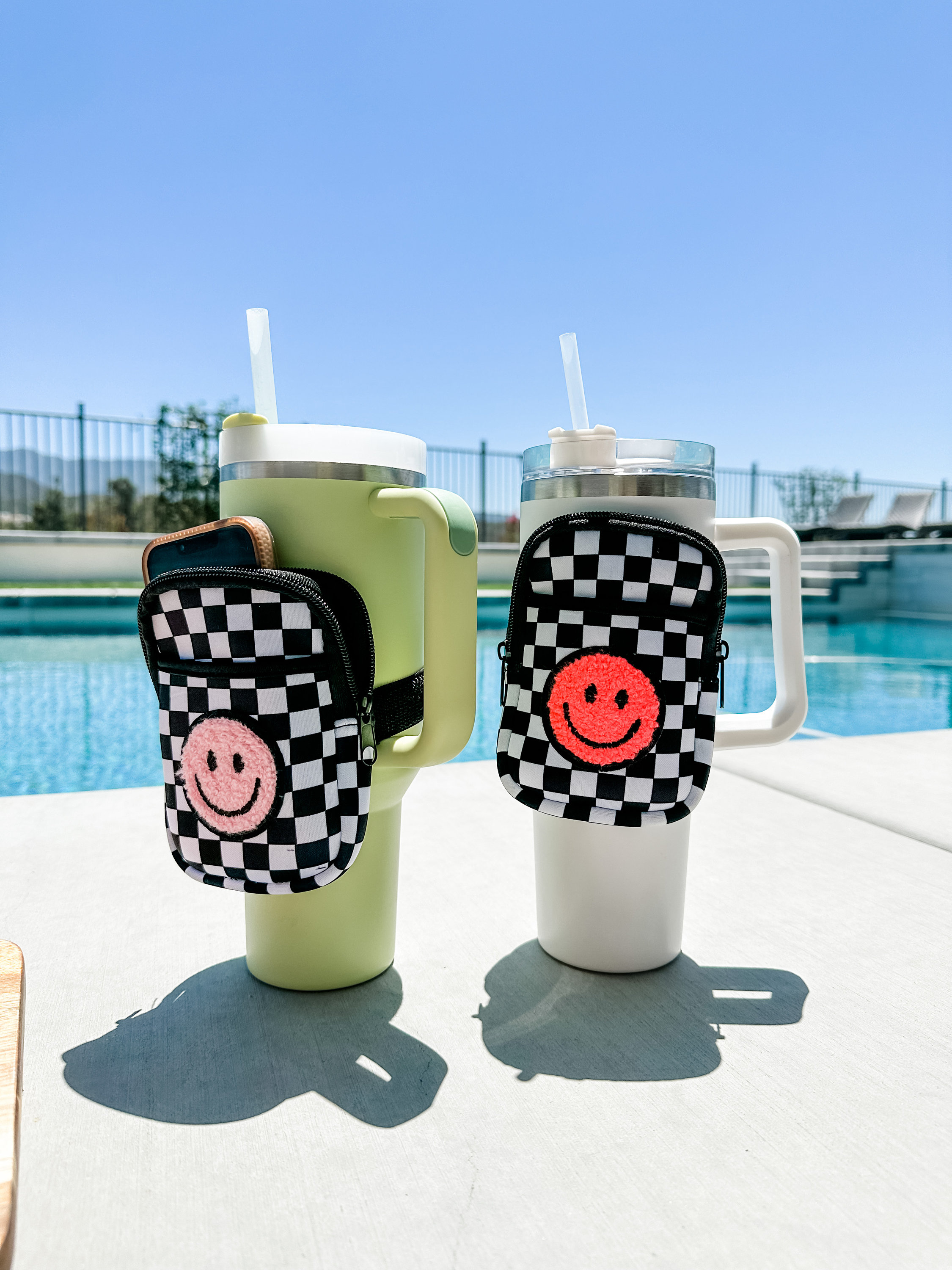 Fanny pack with cup holder deals
