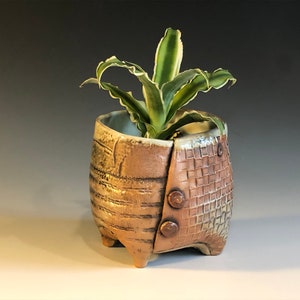 Small Footed Planter with Buttons