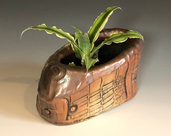 vaso di fioriera in argilla media strutturata