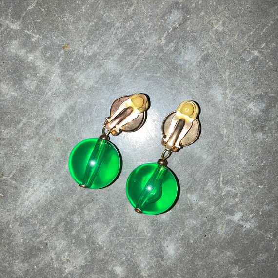 Vintage 60's Bright Green Clip On Earrings - image 6