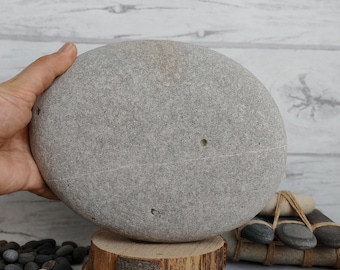 直径7～8cm、丸い石、灰色の卵形の海石、マンダラに適した丸い石