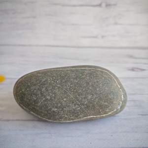 7-11 cm black beach stone, pebble, beach gravel, aquarium, zen, terrarium art