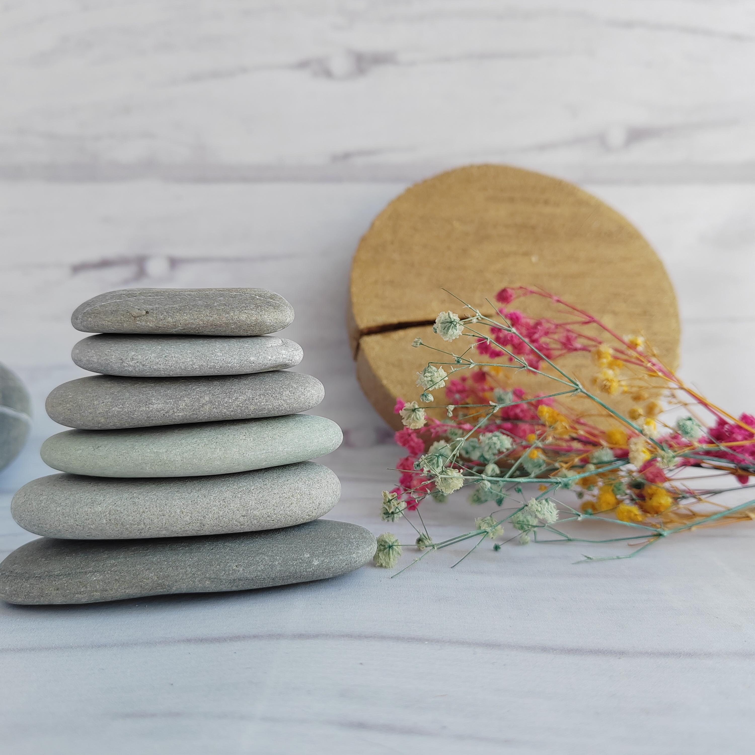 Stacking decor, 6 sea stones ranging from 4 cm to 7 cm, Miniature Pebble, Zen Balance, Stackable Sea Stones, beach stone stacking