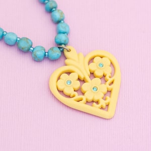 Vintage Plastic Heart Pendant Necklace 18 Inches by Avon HB8