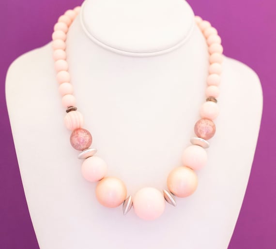 Vintage Boho Light Pink Beaded Necklace 19 Inches… - image 2