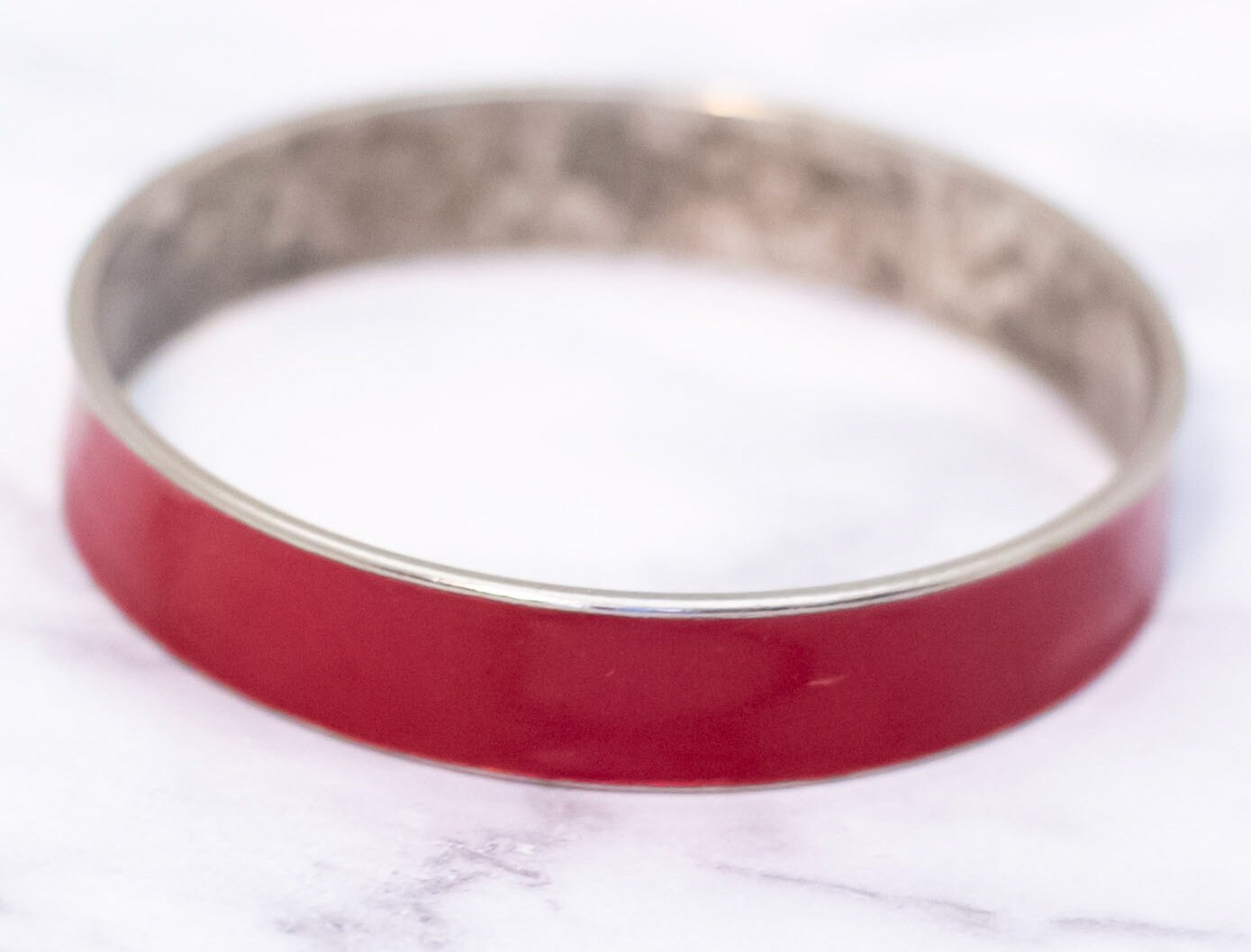 7 Inch, Vintage Red Band Silver Tone Bangle Bracelet - HB28