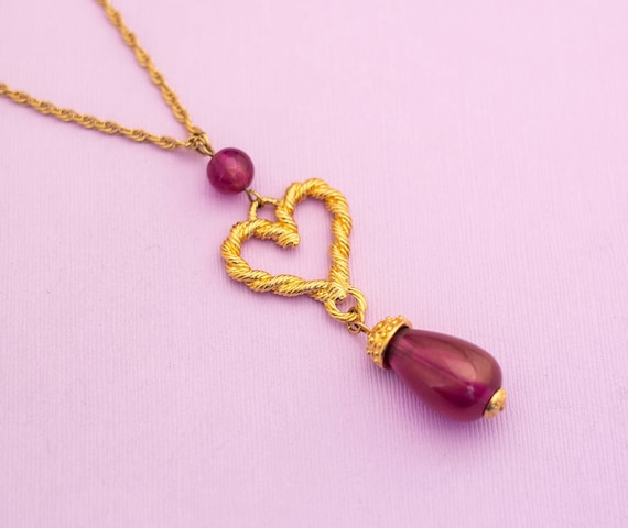 Vintage Victorian Gold Tone Heart Pendant Necklac… - image 1