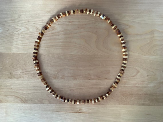 Vintage 1980 - Diamond-shaped wooden bead necklac… - image 2