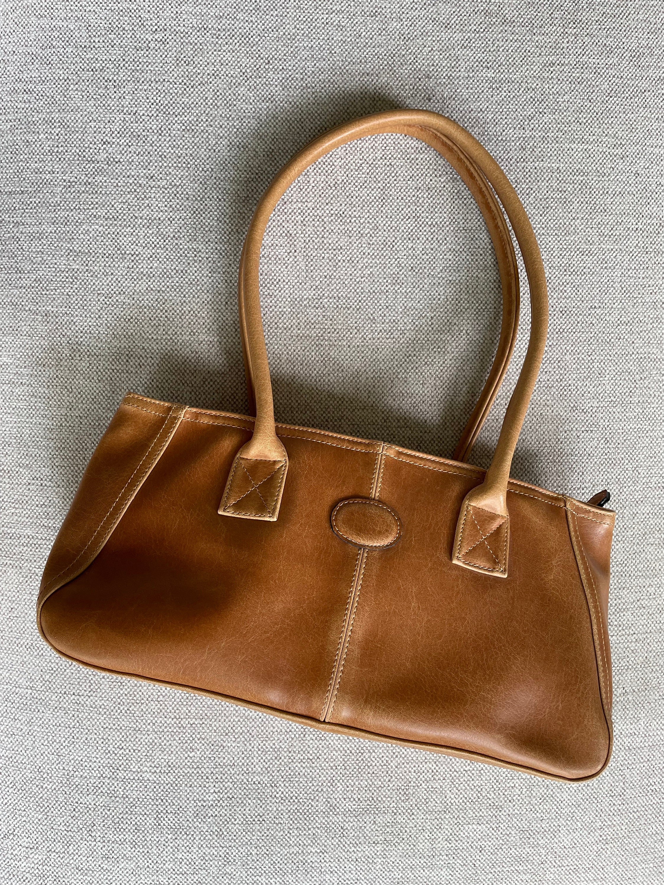 Vintage 1990 - KS 18 Shoulder Bag in Genuine Leather. Light Brown
