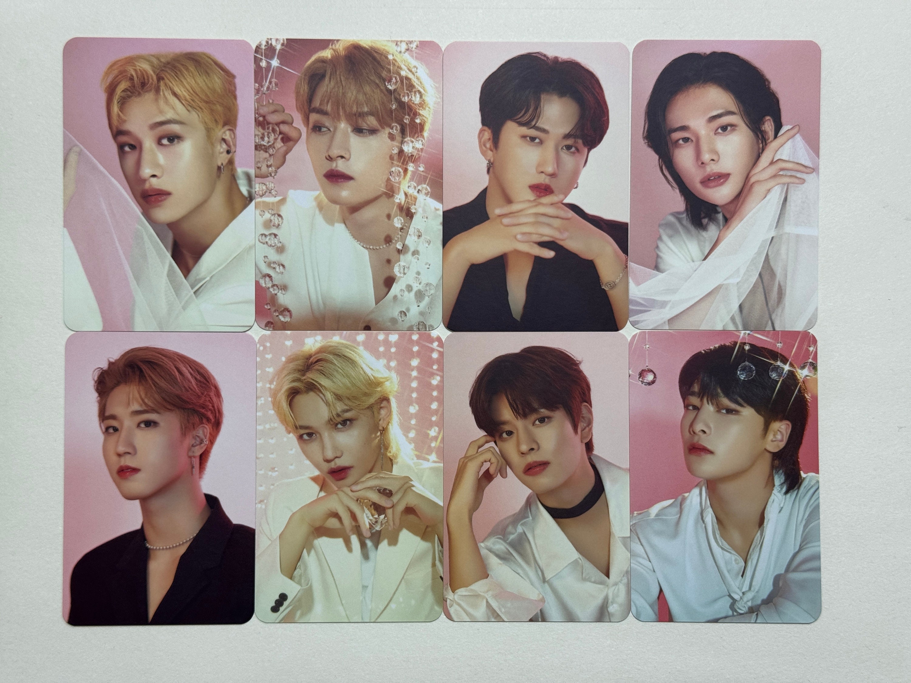 STRAY KIDS OFFICIAL PHOTO CARD - [Christmas evel ] – K Pop Pink Store  [Website]