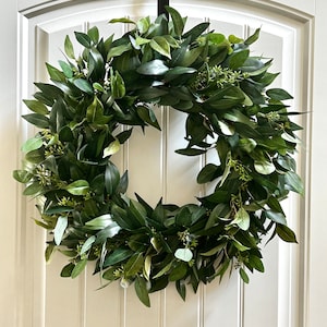 Year round greenery wreath for Front Door with seeded eucalyptus, modern farmhouse wall decor, summer eucalyptus wreath, housewarming gift