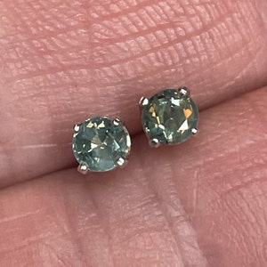 Boucles d'oreilles Alexandrite
