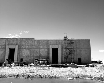 Fotografía de construcción en blanco y negro, arte mural minimalista (descarga digital)