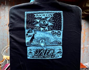 Salem Massachusetts Tarot Card original artwork spooky Halloween landmark funny cute t-shirt great for men and women as gifts