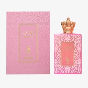 Puede incluir: Un frasco de perfume rosa con una tapa dorada en forma de corona y una caja rosa a juego. El frasco y la caja presentan patrones ornamentados y repetidos y letras doradas. El texto "WARDI" es visible tanto en el frasco como en la caja.