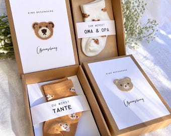 Pregnancy Announcement Gift Box – Baby Socks with the Message “You’re Going to Be Grandparents” – Gift for Dad, Aunt, Great-Grandma, Uncle, Godmother