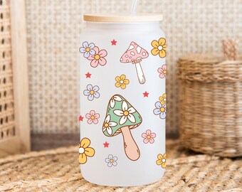 Retro Floral Mushroom Glass Cup, Retro Boho Glass Cup, Cute Mushrooms, coffee cup, Magic mushrooms, iced coffee glass with lid and straw