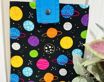 Padded Book Sleeve with Closure, Handmade Book Sleeve, Book Protector, Book Lover Gift, Book Accessories, Gifts for Bookworms, Book Cozy