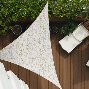 Linhas Douradas Z163 | Vela de sombra solar, vela de sombra triangular, proteção solar, itens de verão, decoração de jardim, varanda, acampamento