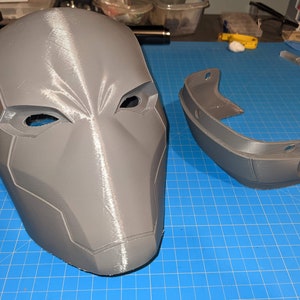 Red Hood Rebirth Helmet Jason Todd Life-size scale collectable/cosplay Raw 3D Print DIY