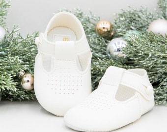 Baby pods hotsell shoes