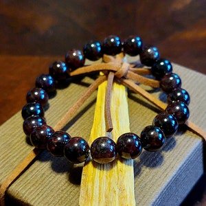 Garnet Bracelet, 8MM, High Quality, Smooth, Round