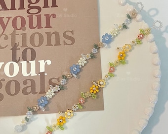 Beaded Flower Bracelet/ Daisy Beaded Bracelet/ Cute Bead Bracelet/ Beaded Accessories/ Daisy Flower Chocker/ Seed Bead/ Perfect Gift For Her