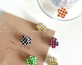 Tiny Flower checkered Hair Clips/ Checkered clip/ Mini Hair Clip/ Cute Acetate Hair Clip/ Mini Hair Claw/ Hair Accessories/ Floral Hair Claw