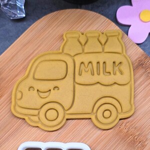 Emporte-pièce à biscuits « Flotteur de lait », tampon de cuisson en PLA avec motif de camion de ferme