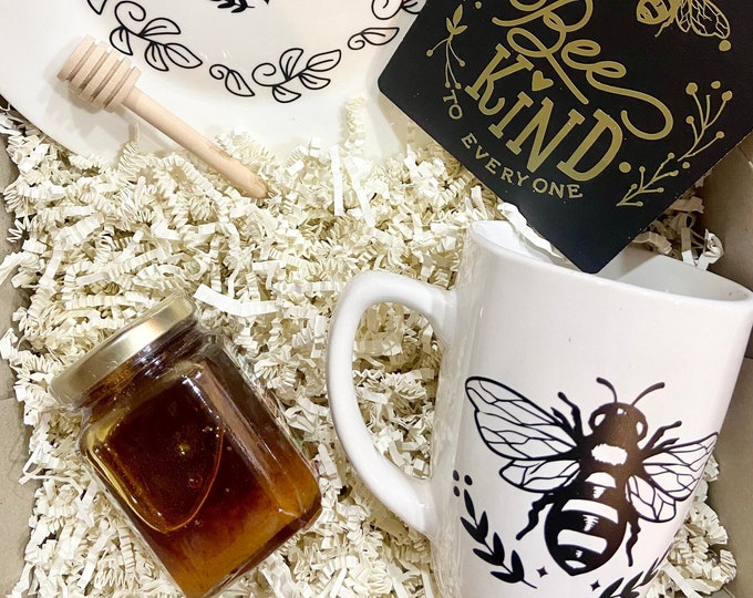 Honey Bee Mug and Matching Plate Set