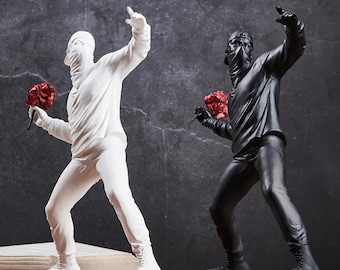 Unique Adapted Banksy Sculpture - Rage, the Flower Thrower in Resin (21.5 cm) - Street Art, Modern Decor