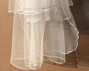 Classic White Tulle Bride Wedding Veil With White Trim