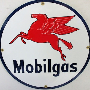 Mobilgas 12&quot; New Round Porcelain Metal Sign