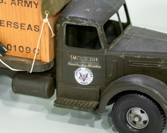 Smith-Miller US Army Mack Truck with Crates Circa 1950's