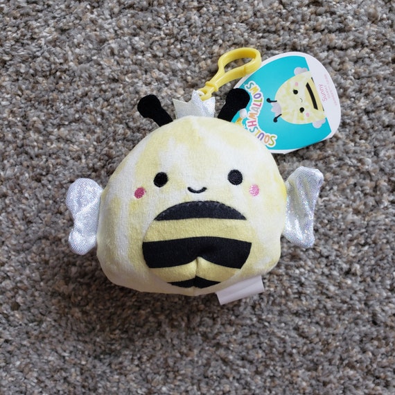 yellow bug squishmallow