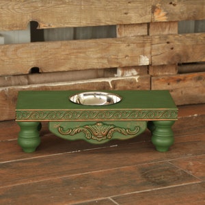 Elevated Pet Feeder, Raised Dog Cat Bowl Stand, Ergonomic Wooden Pet Feeding Station, Rustic Green Dog Feeder, Vintage Puppy Bowl Holder