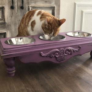 Stativ för kattmatning, upphöjd kattmatare med 3 skålar, upphöjd kattskål, liten hundskål, husdjursskål, skål i rostfritt stål, matstation, tre skålar Lilac