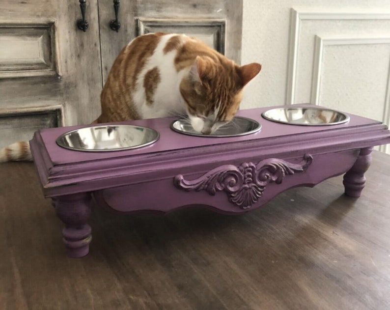 Stativ för kattmatning, upphöjd kattmatare med 3 skålar, upphöjd kattskål, liten hundskål, husdjursskål, skål i rostfritt stål, matstation, tre skålar Lilac