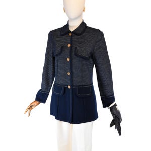 AVAGOLF Vintage 80er Jahre dunkelblaue Wollstrickjacke mit Streifen.