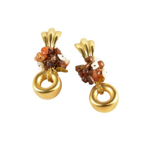 Brincos de pressão vintage dos anos 80, resina dourada, pingentes de miçangas.