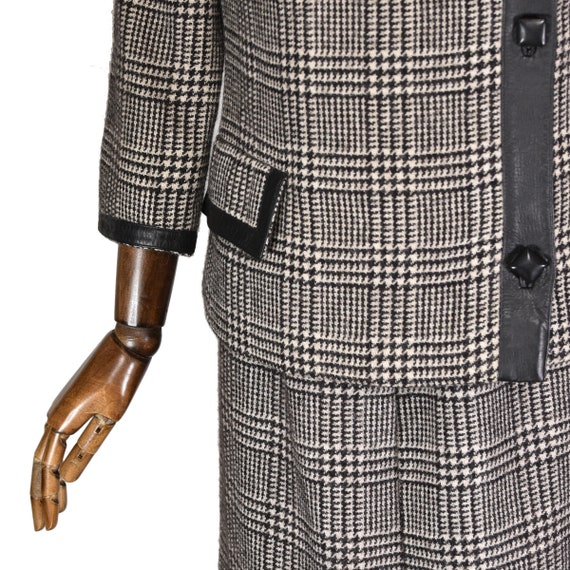 VINTAGE Italian wool suit, 60s houndstooth with l… - image 7