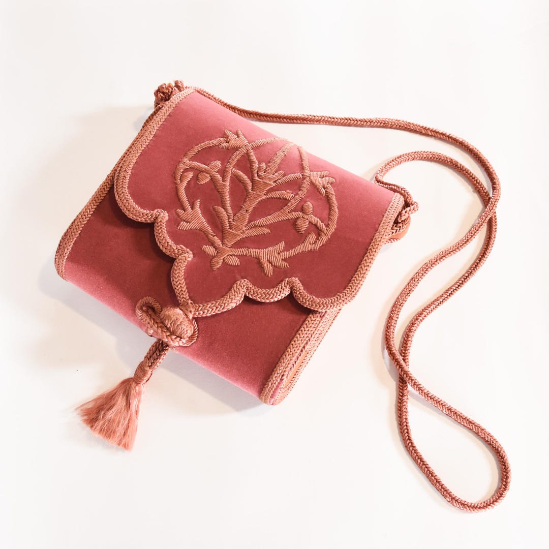 Vintage Embroidered Women Backpack Ethnic Travel Handbag Shoulder Bag