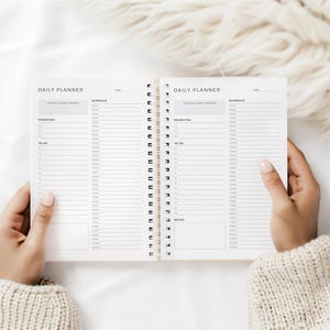 Daily Hourly Planner • Daily To Do List • 180 Pages (6+ Months) • Undated • A5 Size • Printed image 3