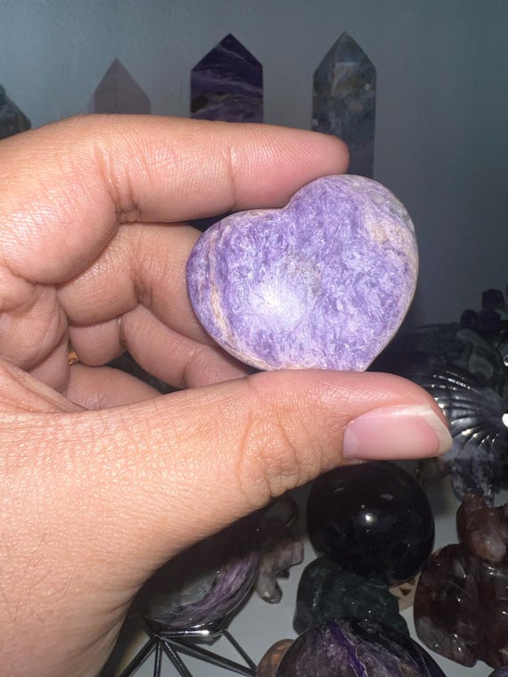 charoite heart