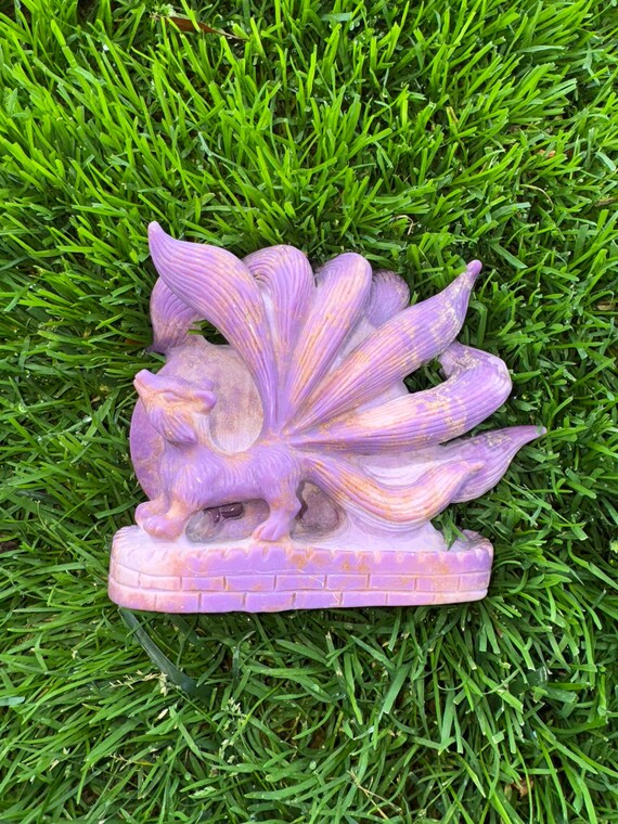 Phosphosederite 9 tailed fox