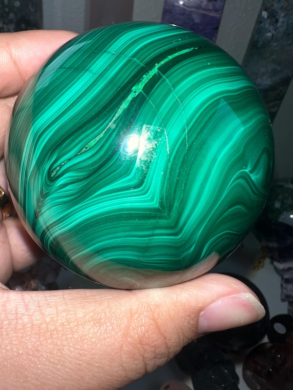 HQ malachite sphere