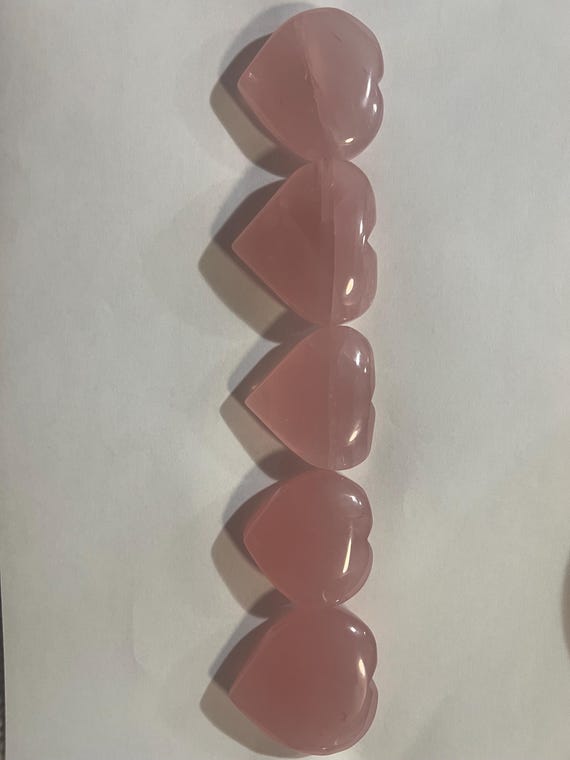 hq rose quartz heart